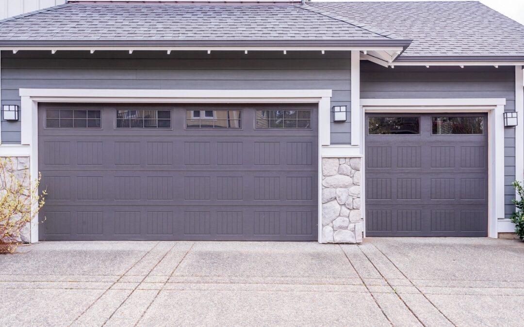 How to Tell if It’s Time to Replace Your Garage Door