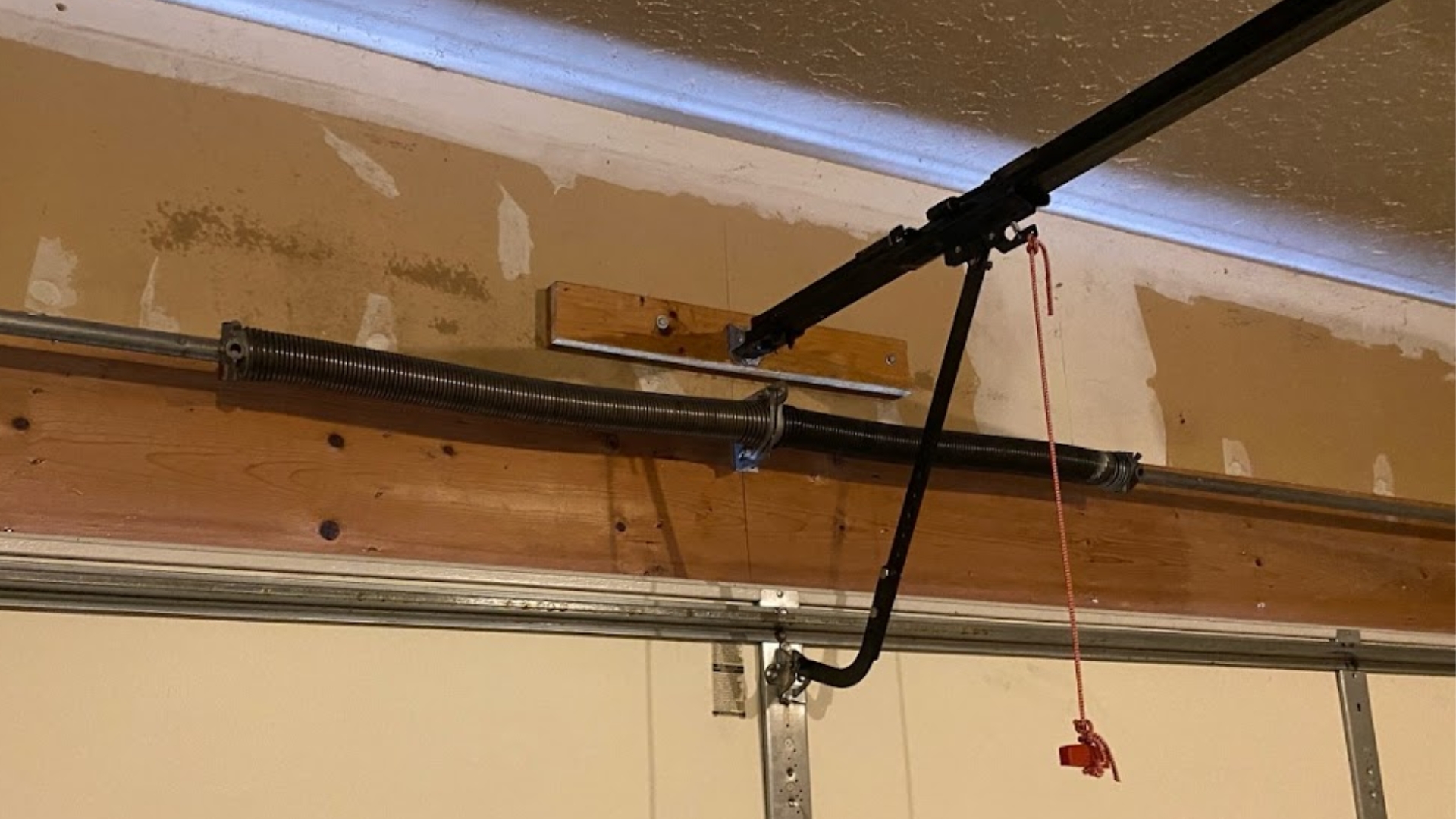 Garage torsion spring repair